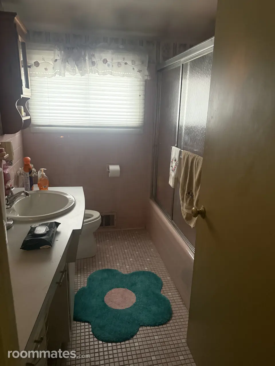 Profile photo 3 of 6