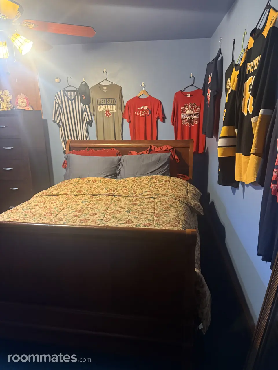 Profile photo 5 of 6