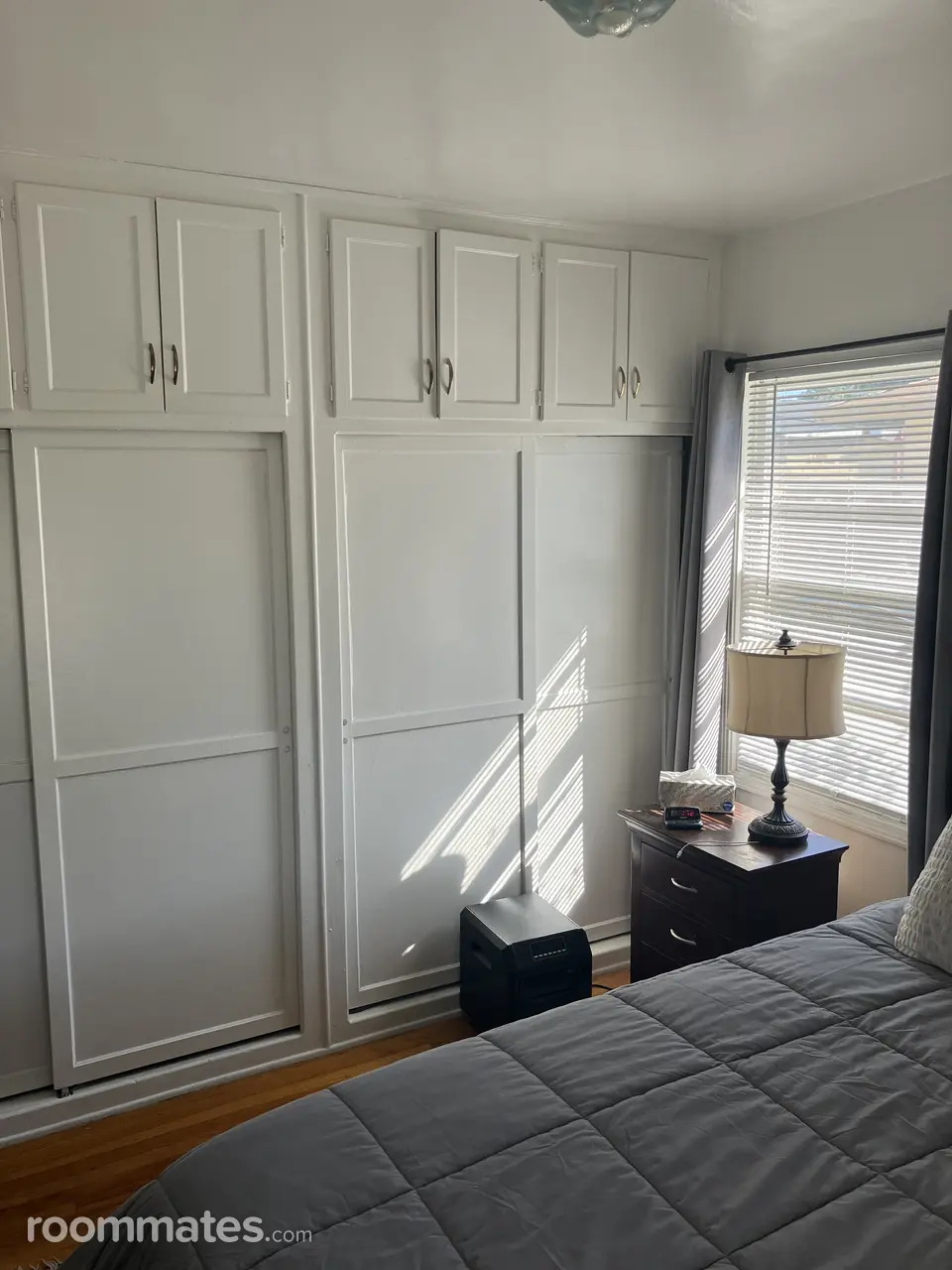 Profile photo 1 of 10