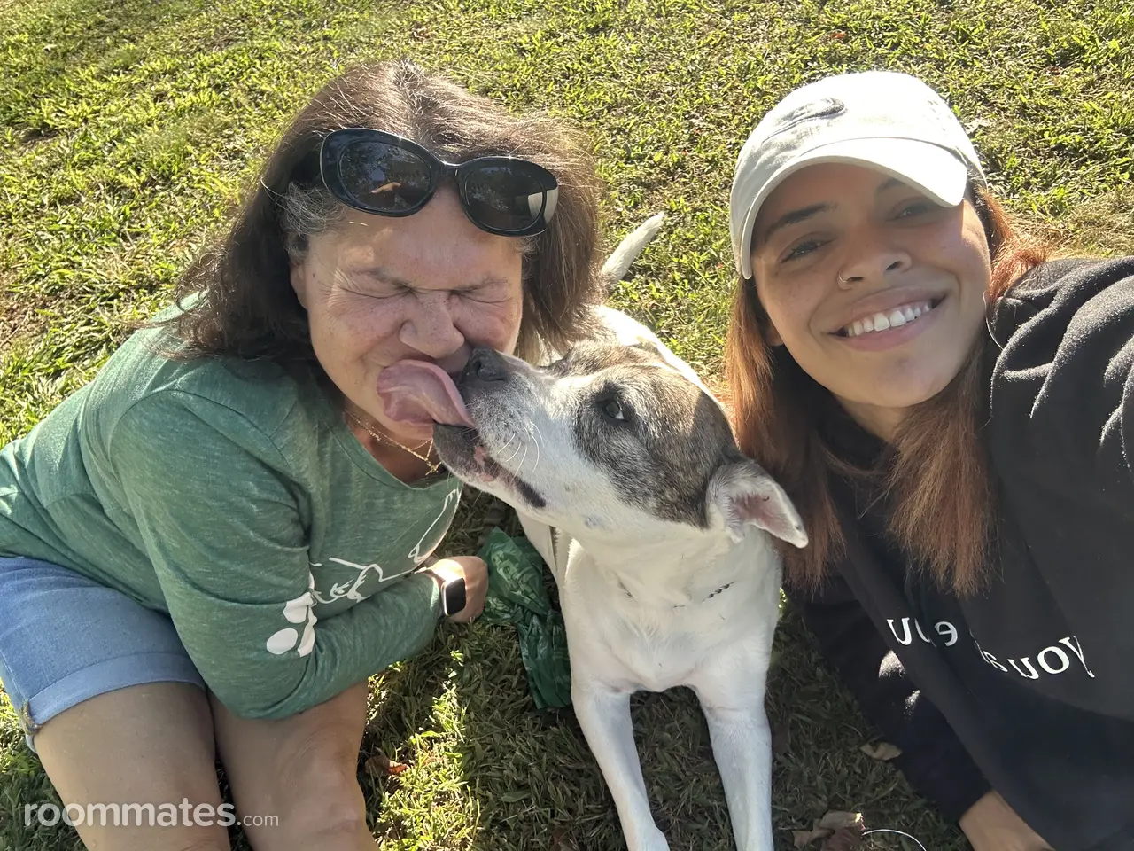 Profile photo 4 of 6