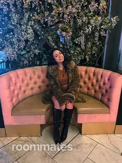 Roommate looking Irvine, CA, $900