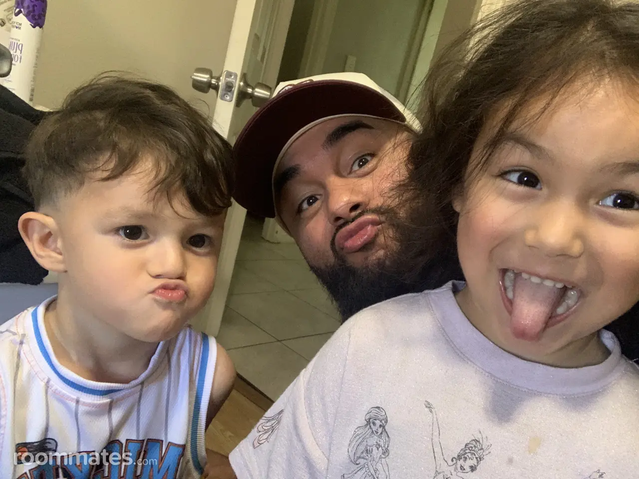 Profile photo 1 of 1