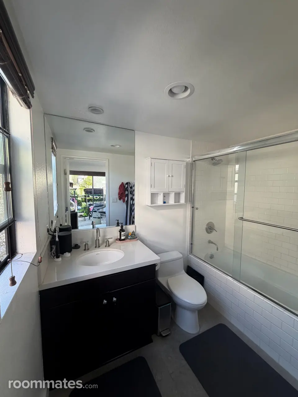 Profile photo 7 of 11