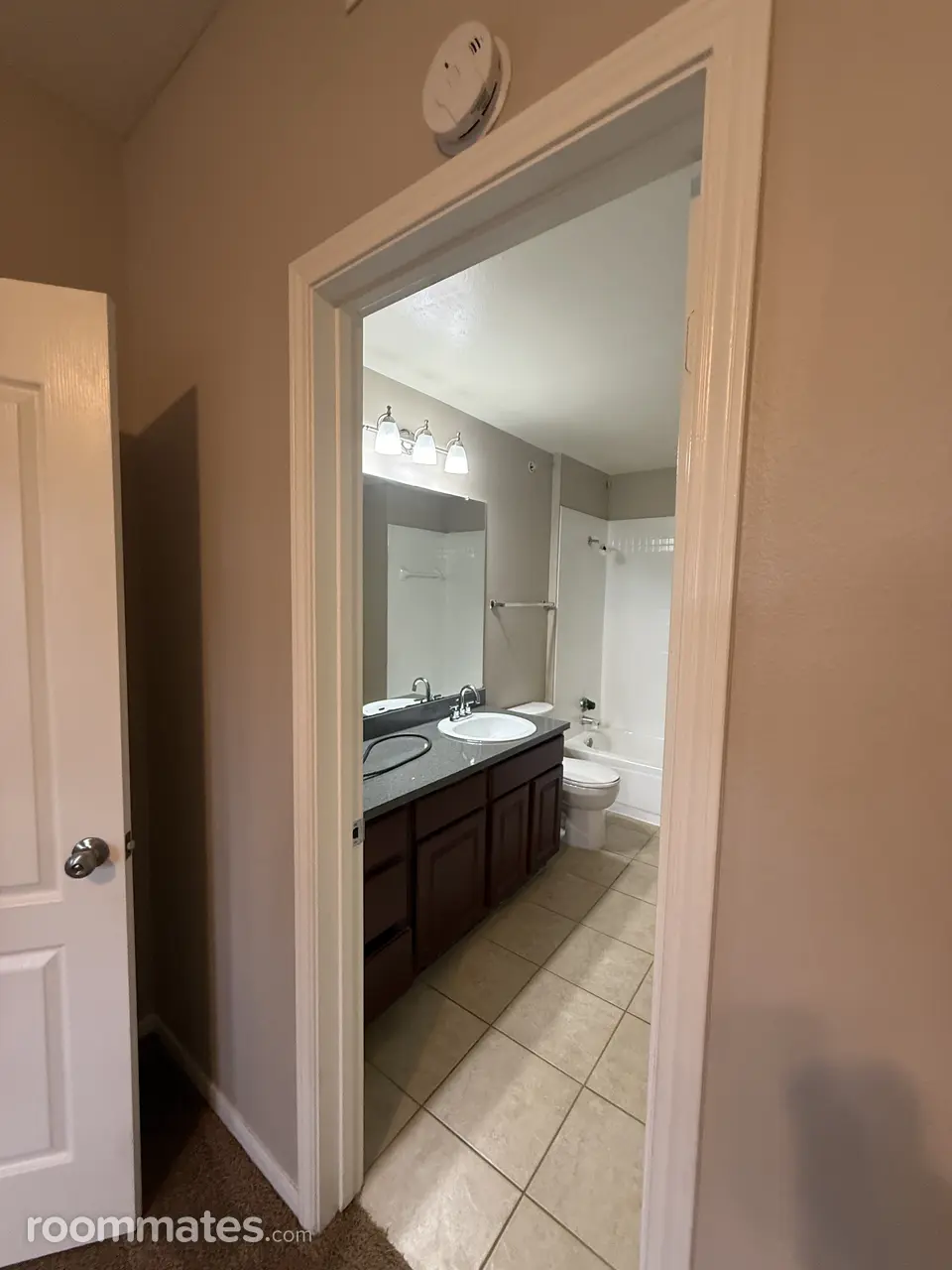 Profile photo 9 of 9