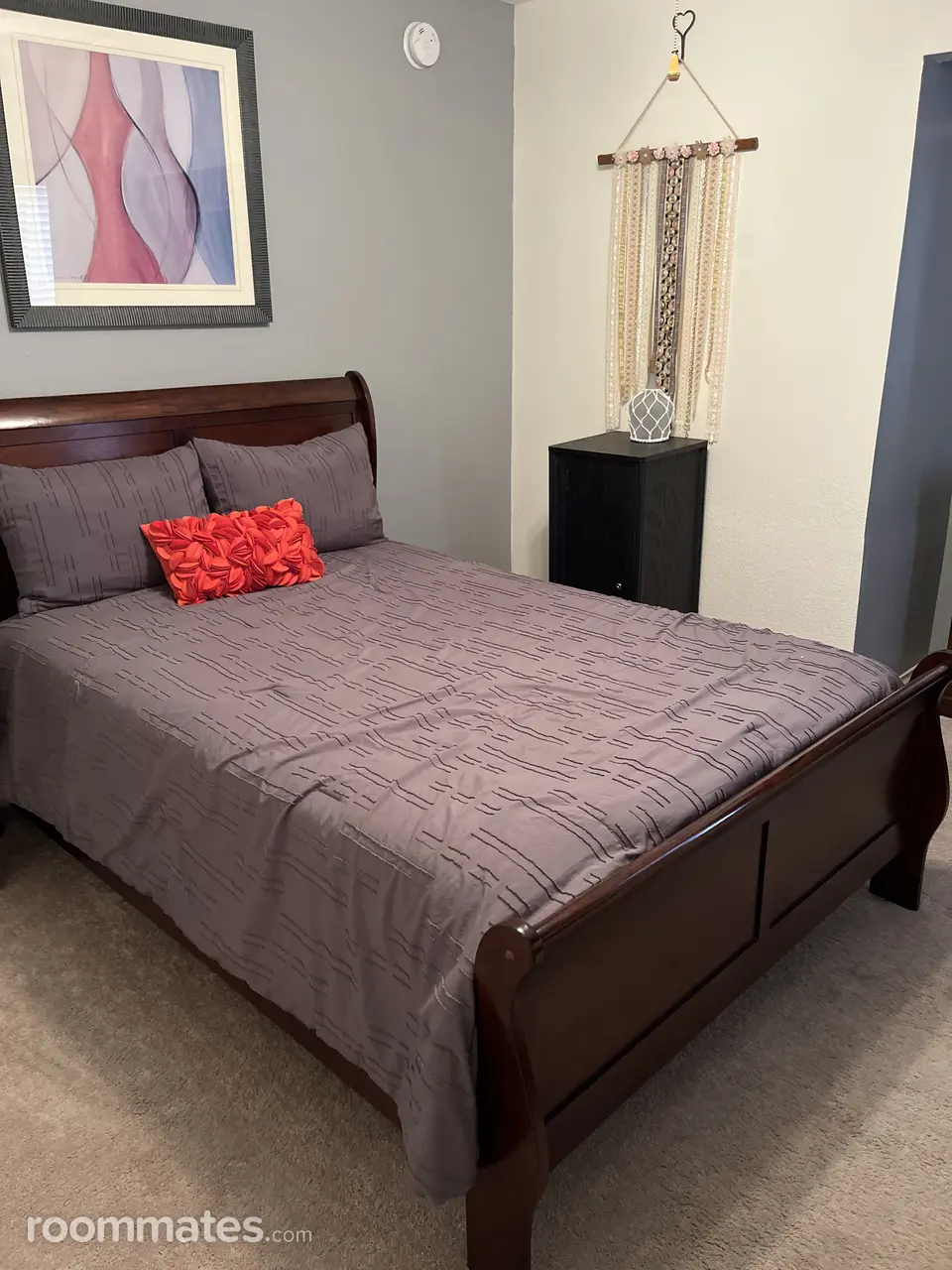 Profile photo 2 of 6