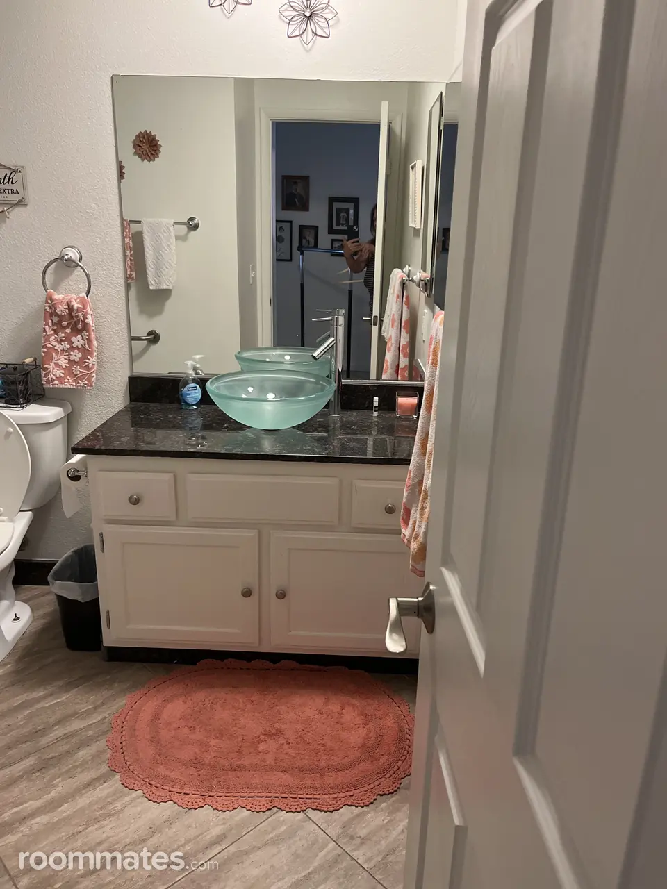 Profile photo 4 of 6