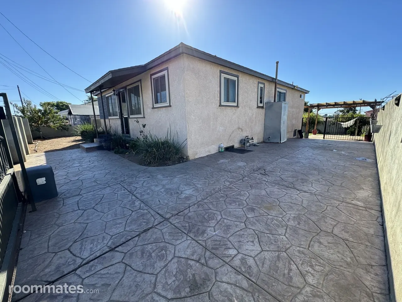 Profile photo 3 of 8