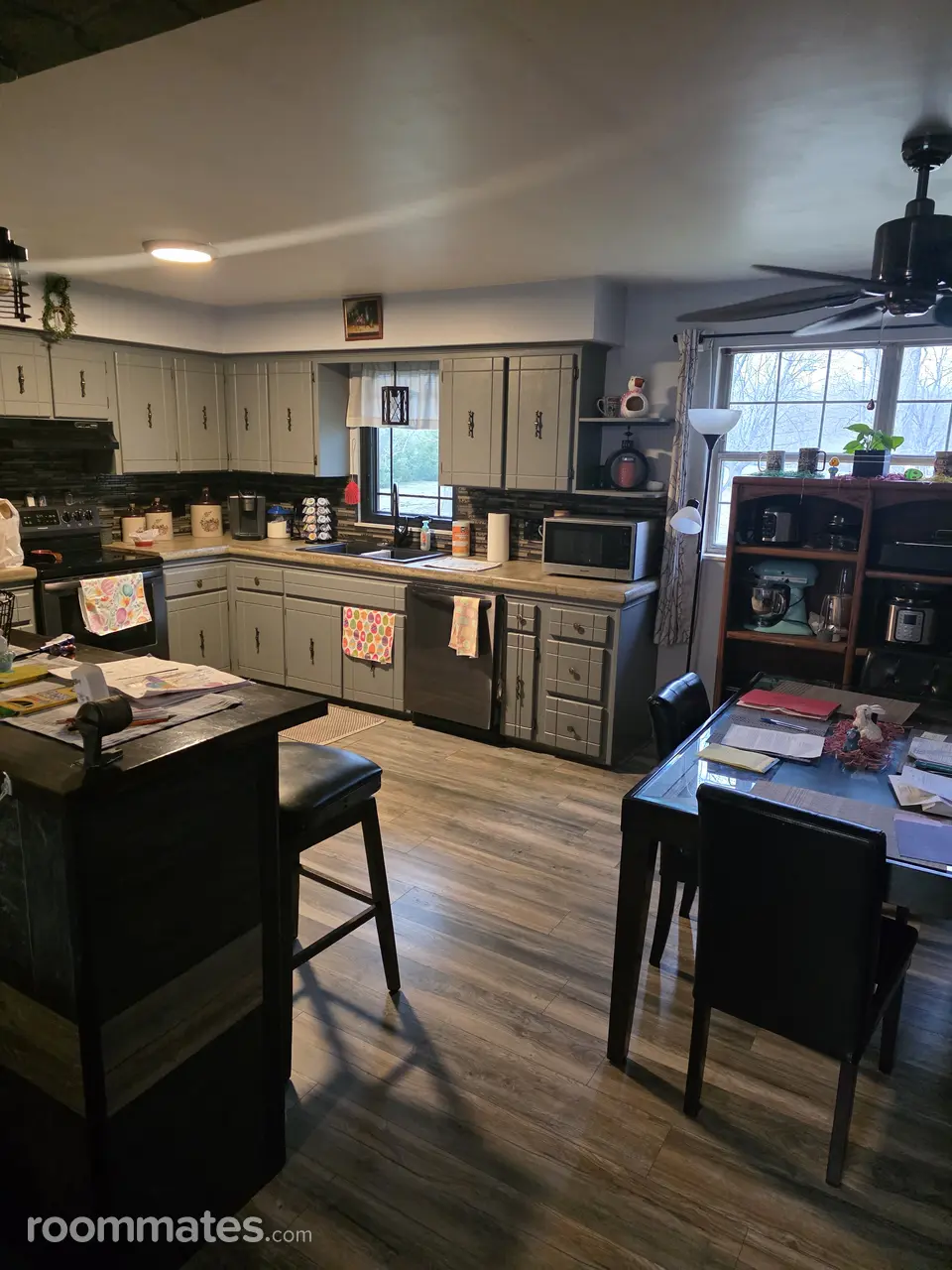 Profile photo 4 of 13