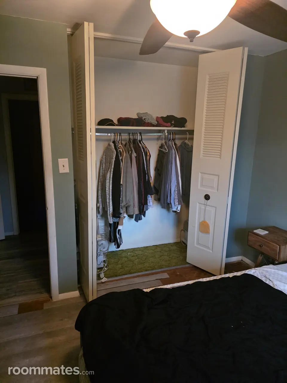 Profile photo 2 of 13