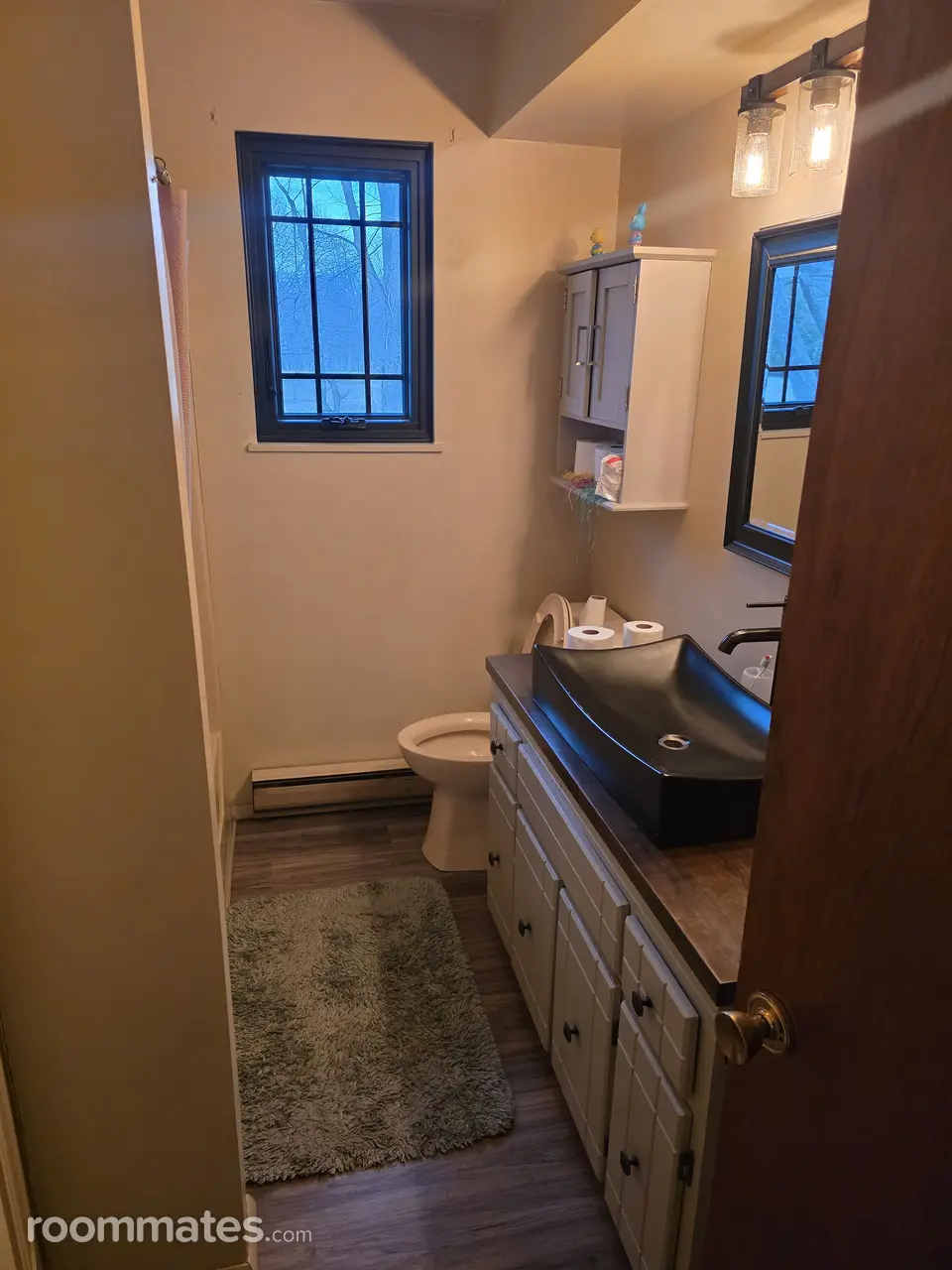 Profile photo 9 of 13