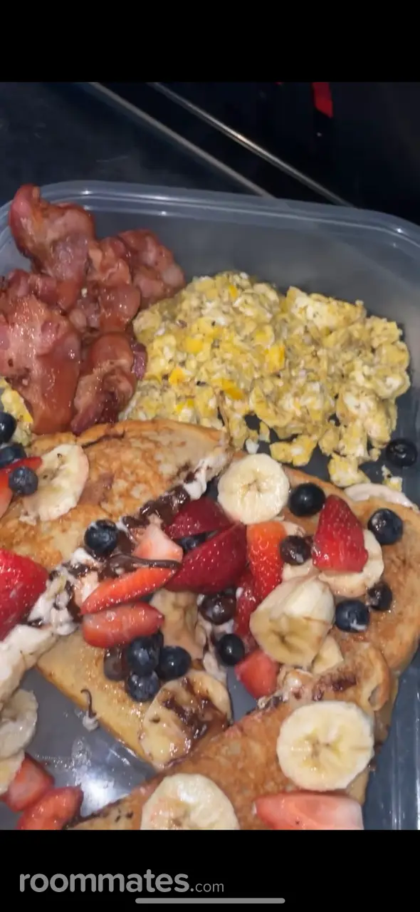 Profile photo 7 of 7