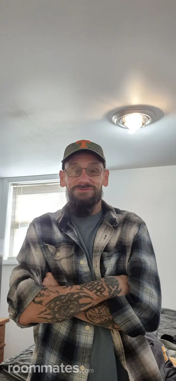 Profile photo 1 of 1