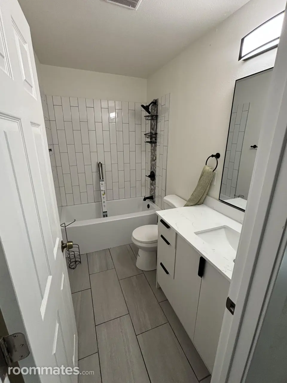 Profile photo 6 of 12