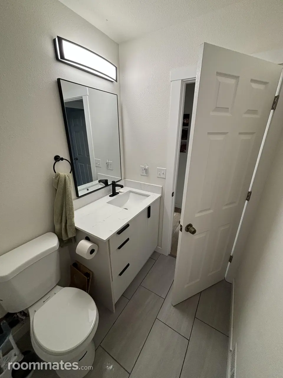 Profile photo 2 of 12