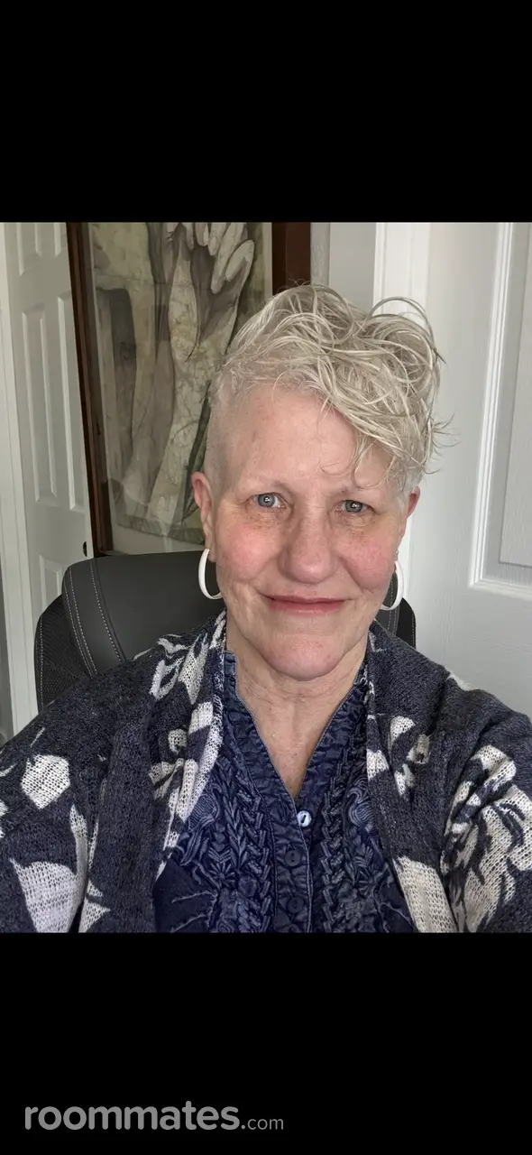 Profile photo 12 of 12