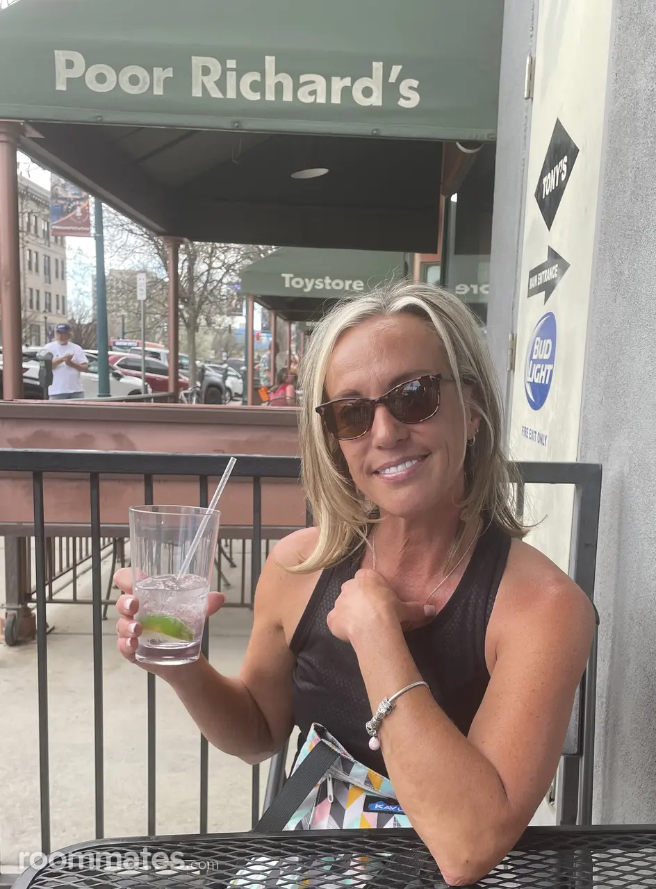 Profile photo 11 of 11