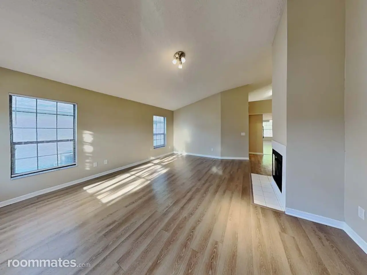 Profile photo 7 of 11