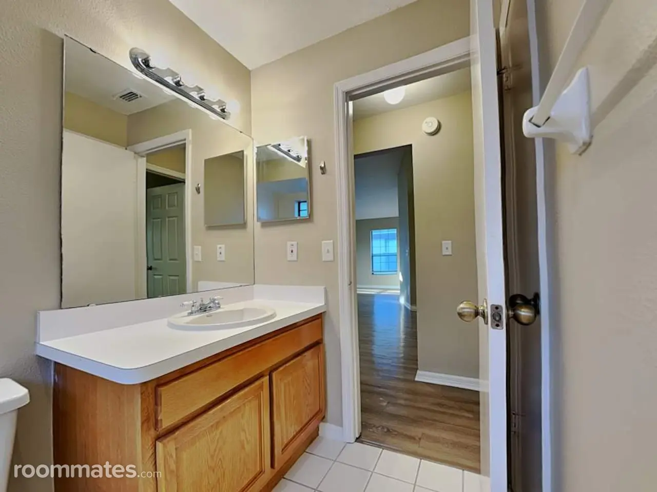 Profile photo 4 of 11