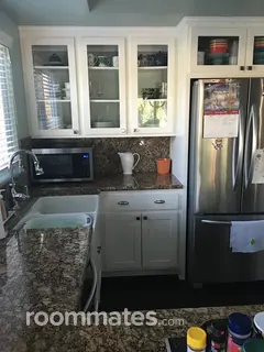 Room for rent in Riverside, CA $1600, house