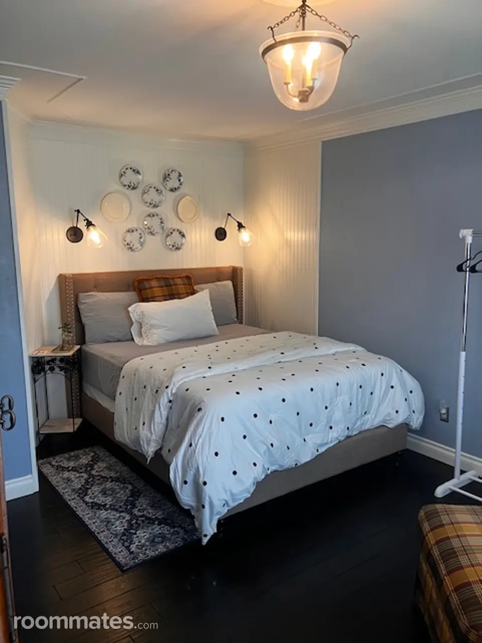 Profile photo 2 of 11