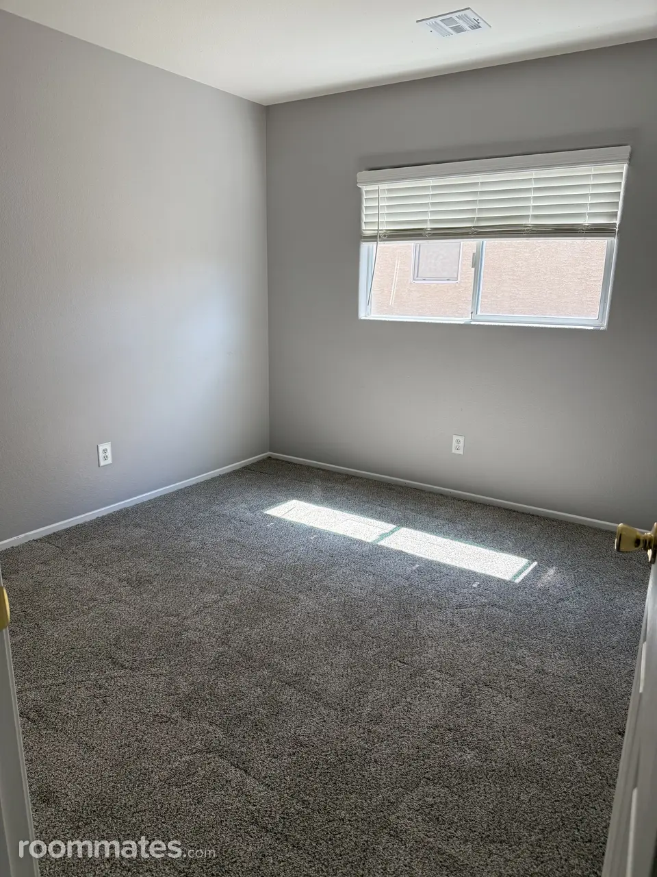 Profile photo 3 of 4