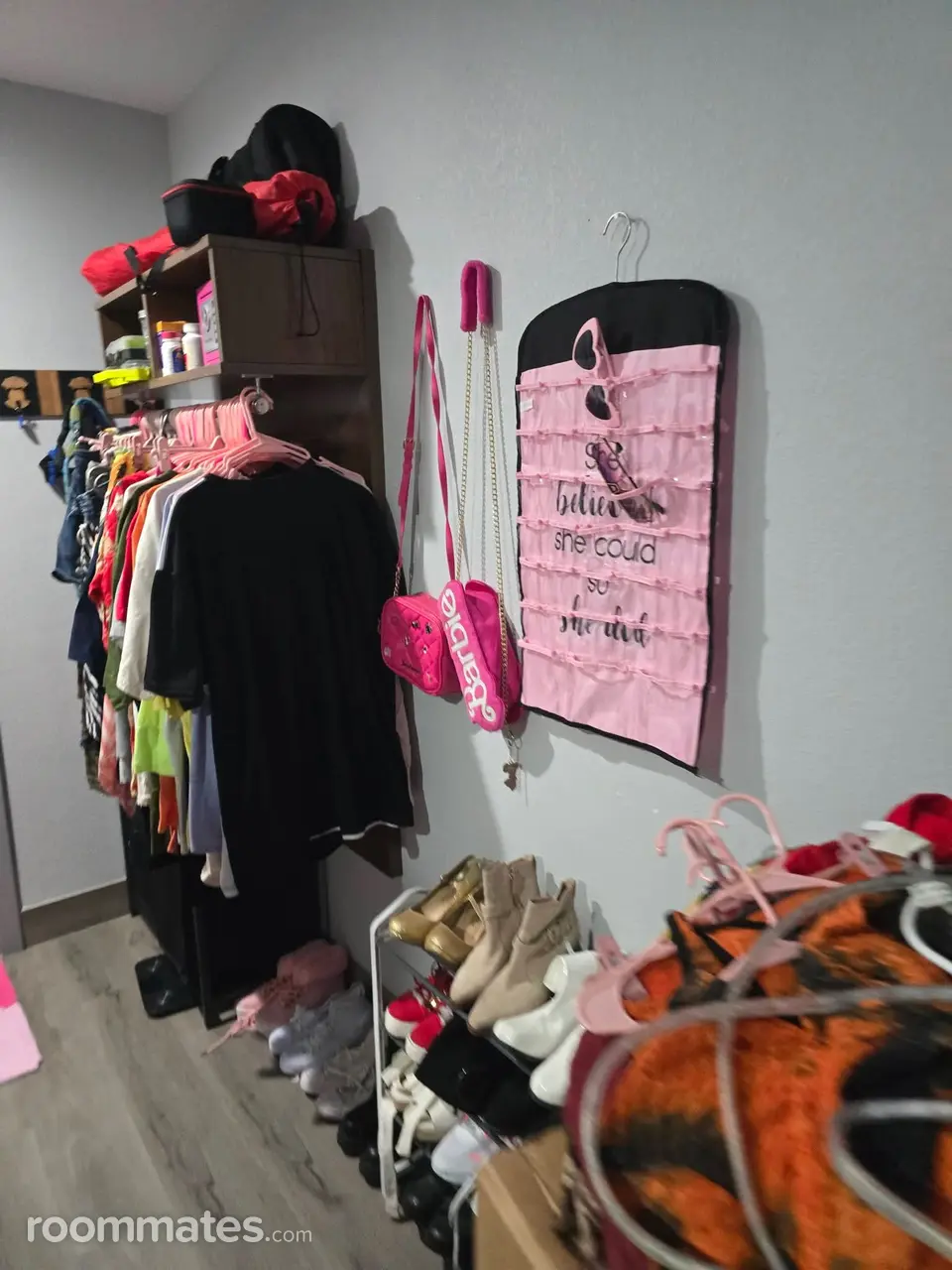 Profile photo 3 of 10