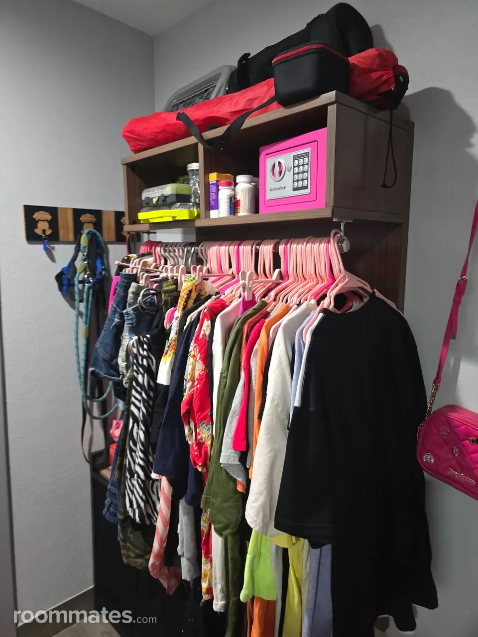 Profile photo 1 of 10