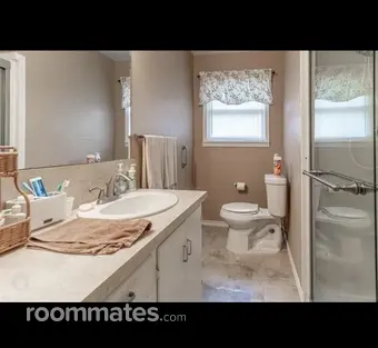 Room for rent in Granbury, TX $850, house