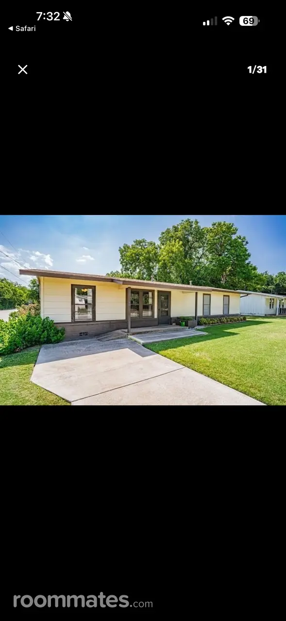 Profile photo 4 of 5