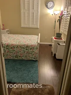 Room for rent in Temecula, CA $800, house