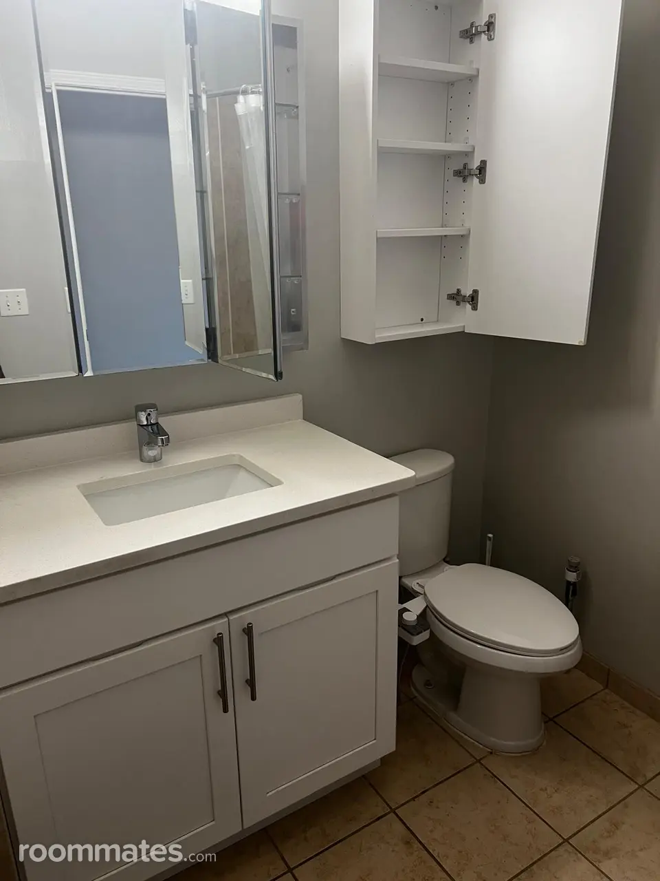 Profile photo 3 of 11