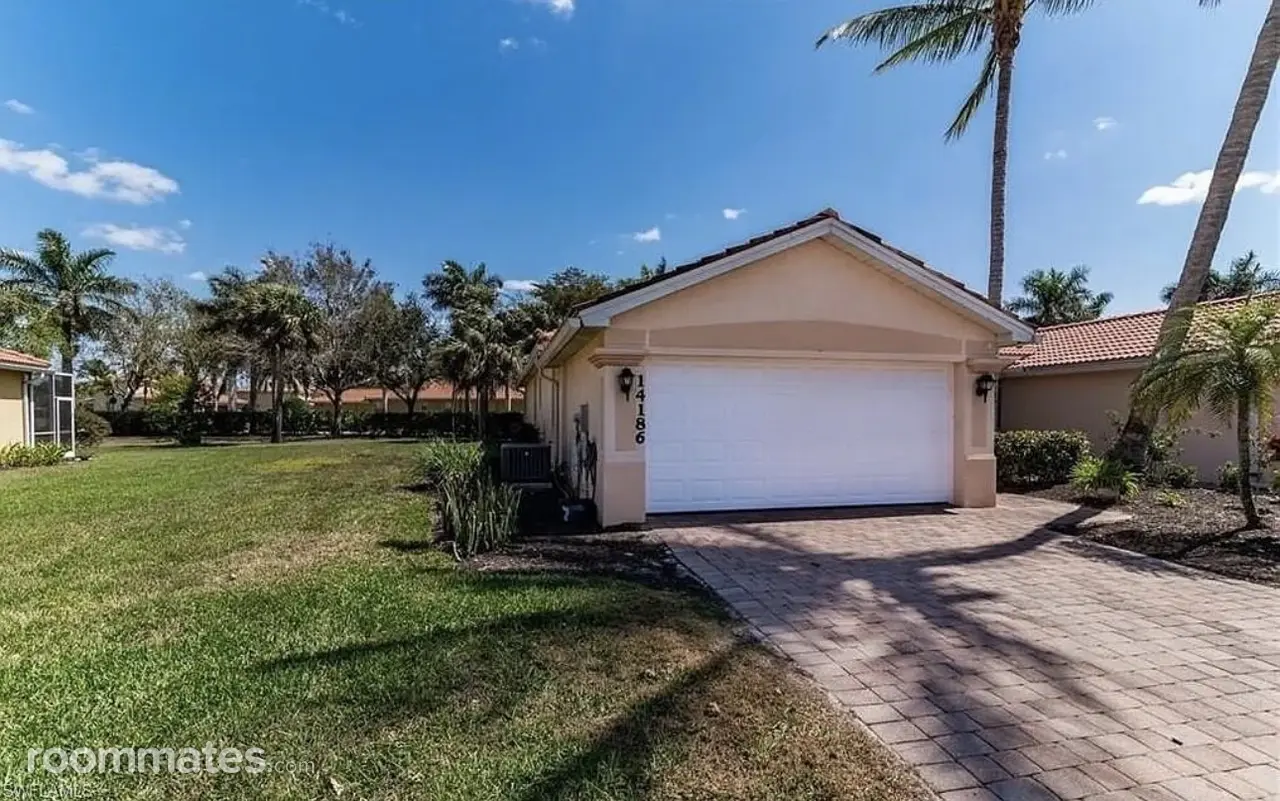 Profile photo 6 of 15