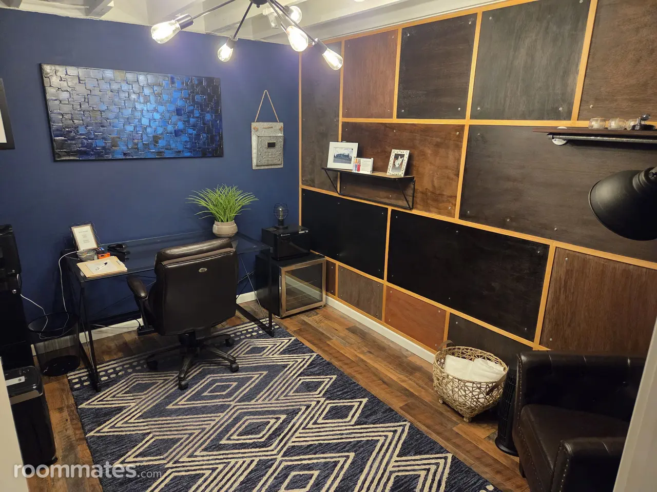 Profile photo 5 of 6