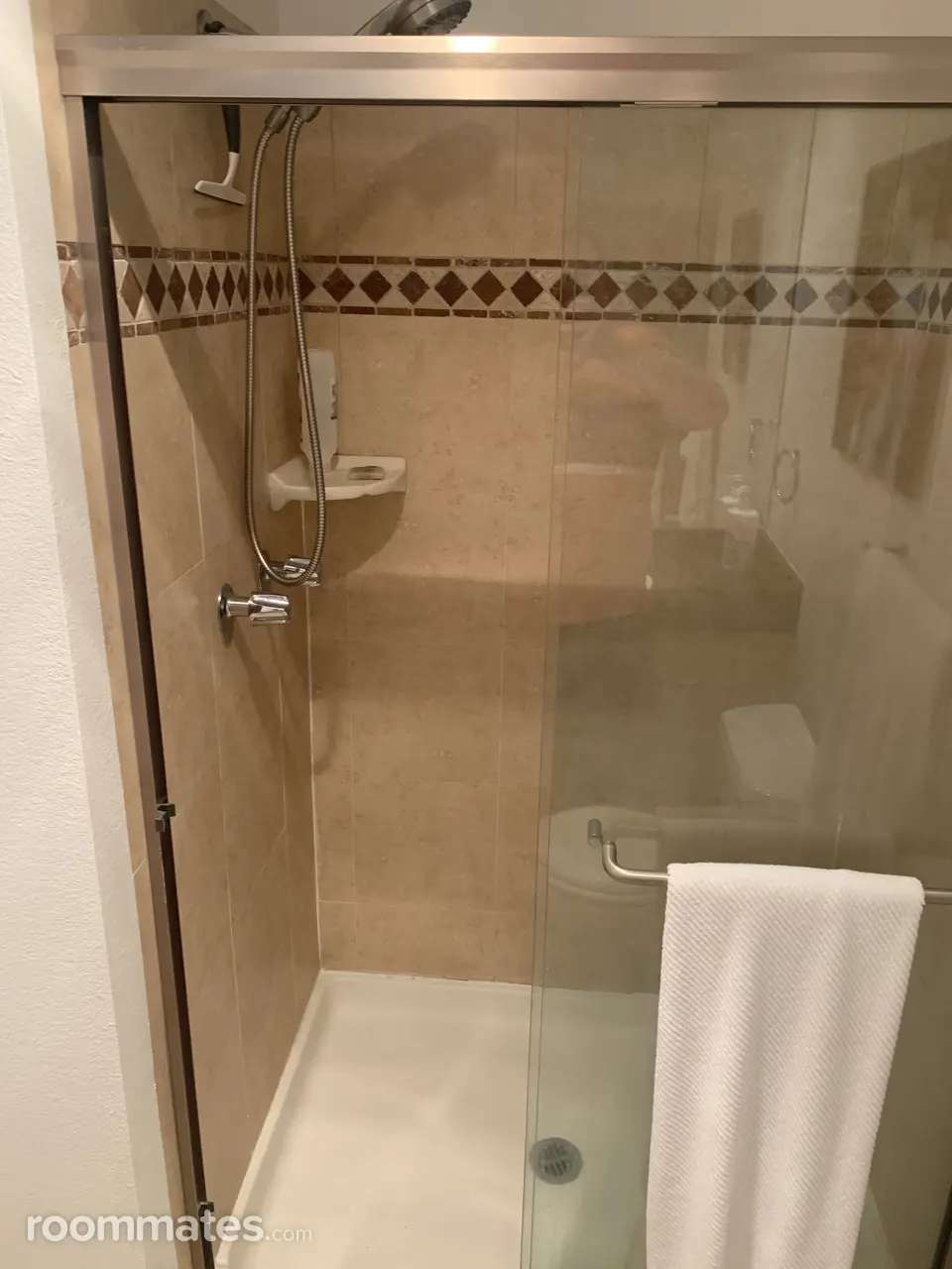 Profile photo 5 of 6