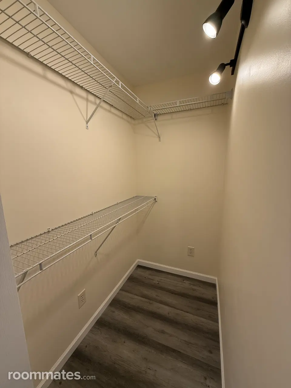 Profile photo 2 of 10