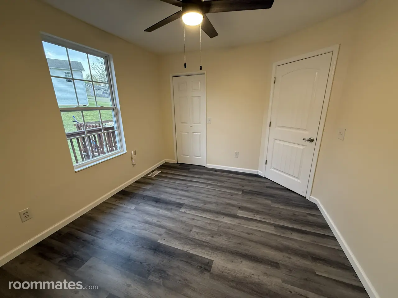 Profile photo 7 of 10