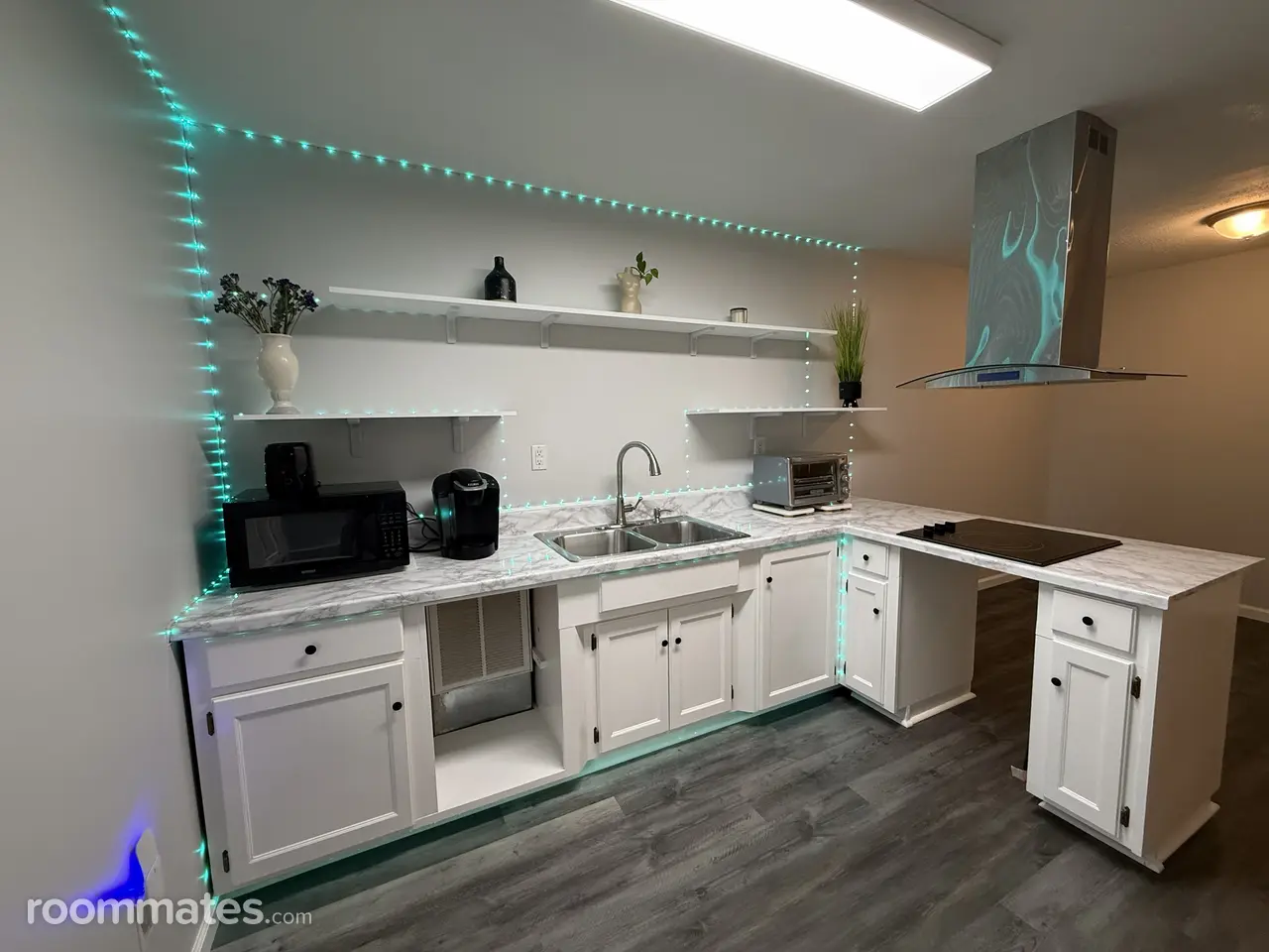 Profile photo 4 of 10