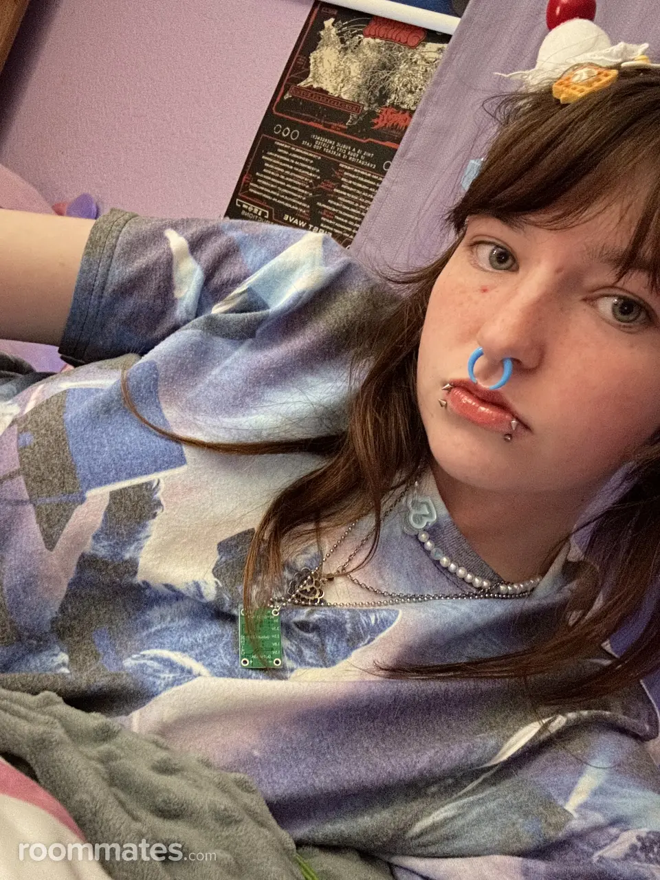 Profile photo 1 of 4