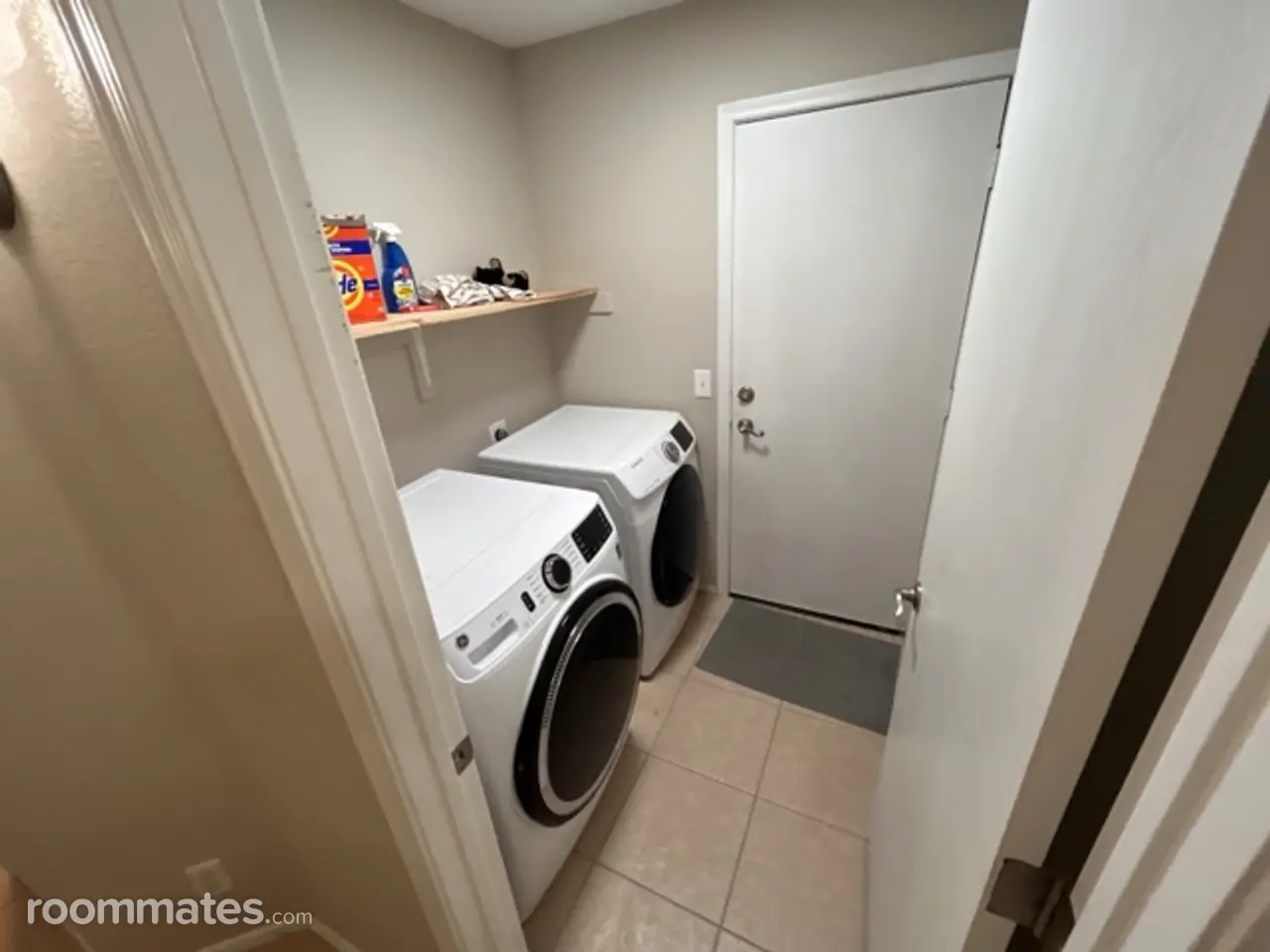 Profile photo 5 of 14