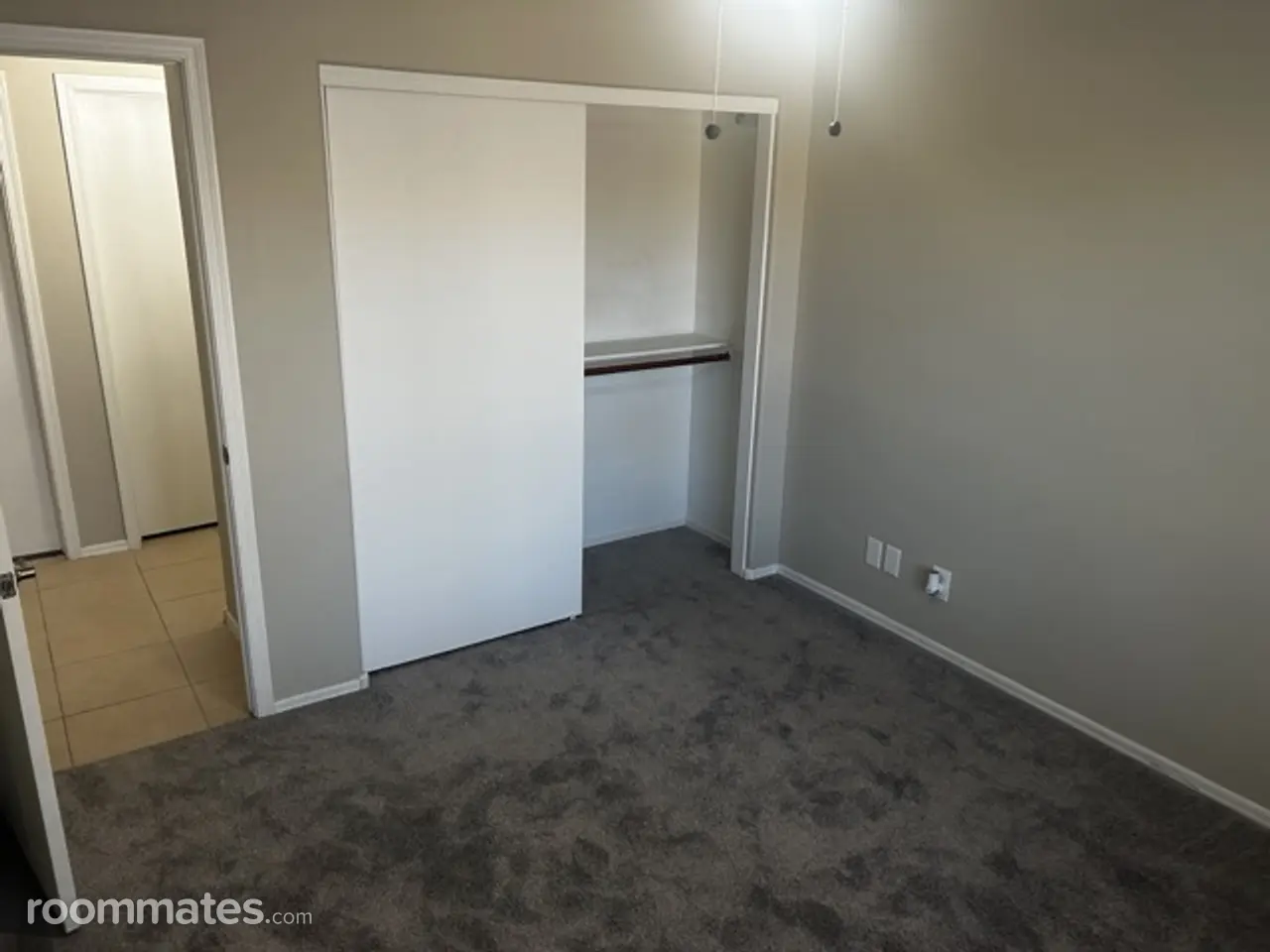 Profile photo 8 of 14