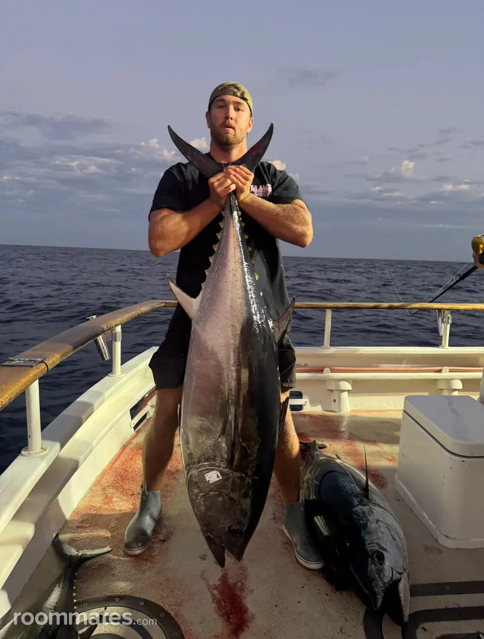 Profile photo 11 of 14