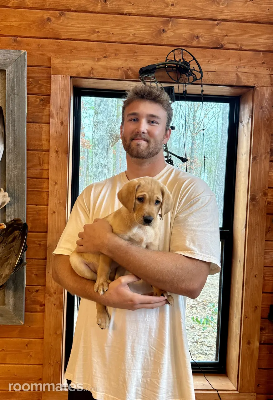 Profile photo 14 of 14