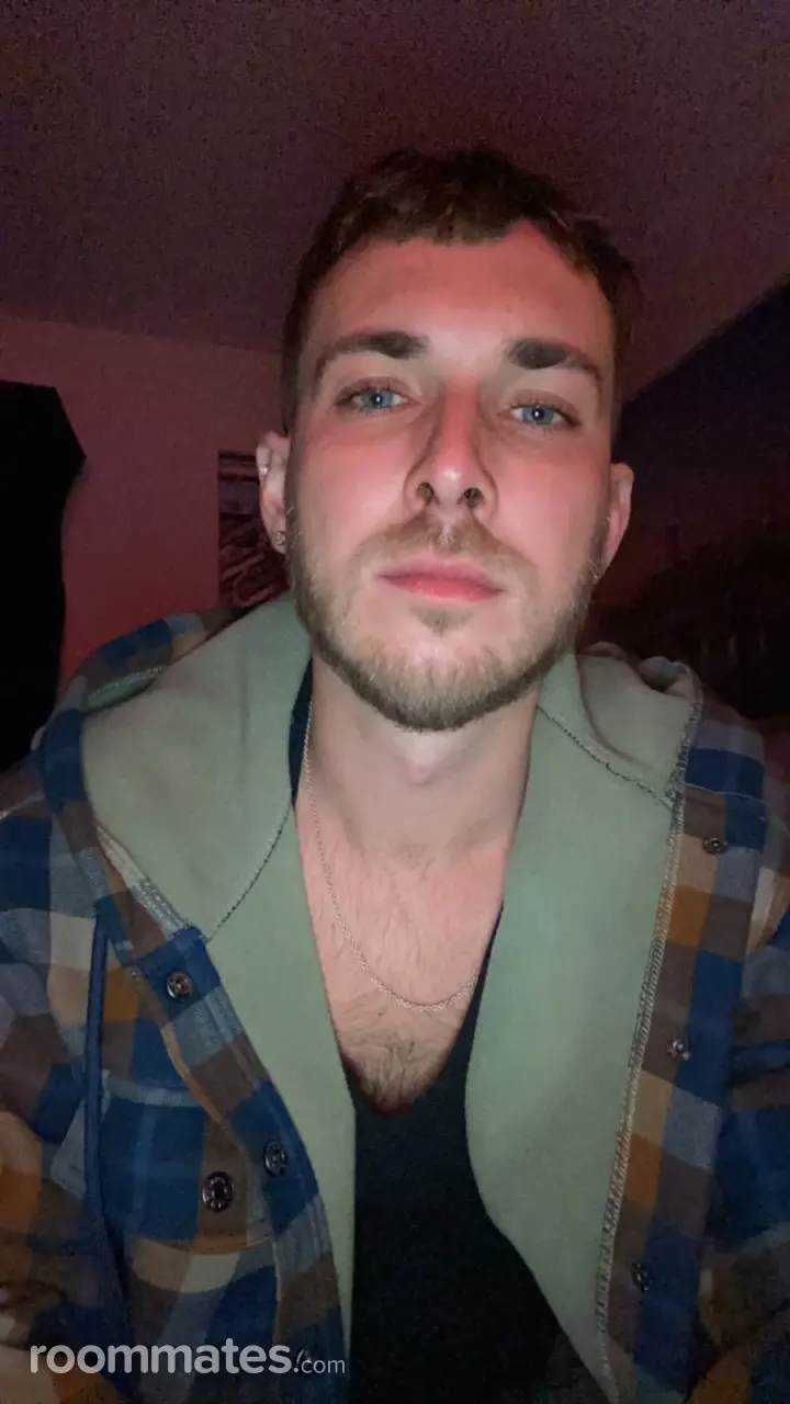 Profile photo 1 of 1