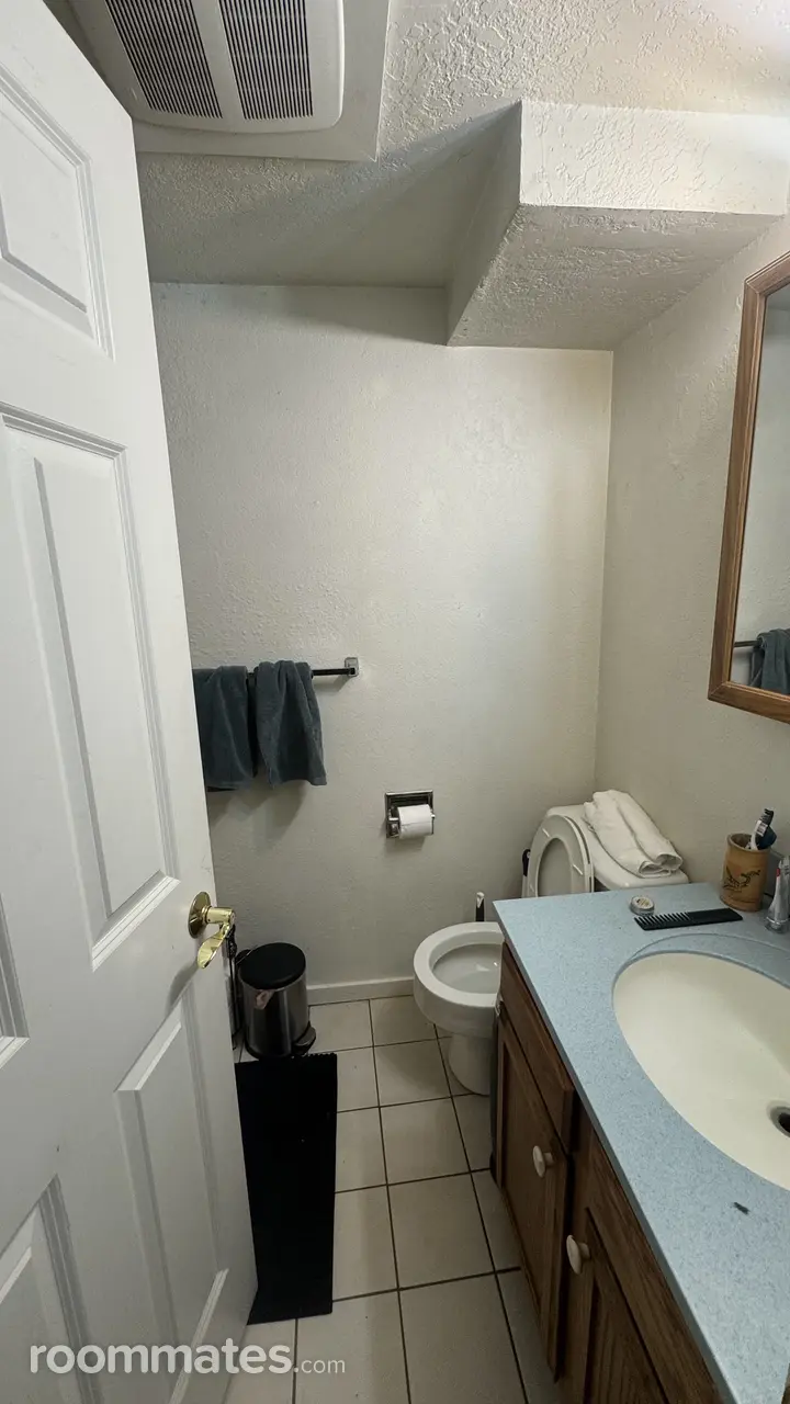 Profile photo 7 of 8