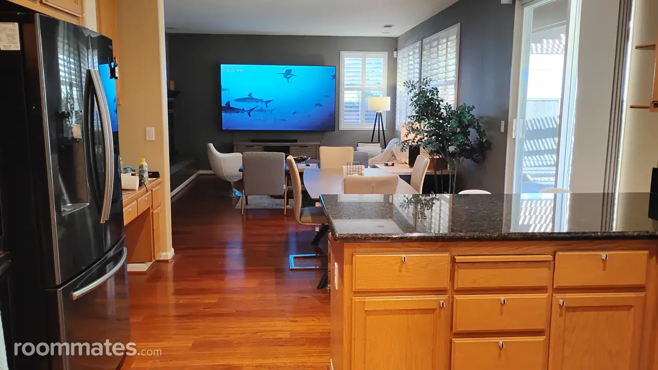 Profile photo 8 of 20