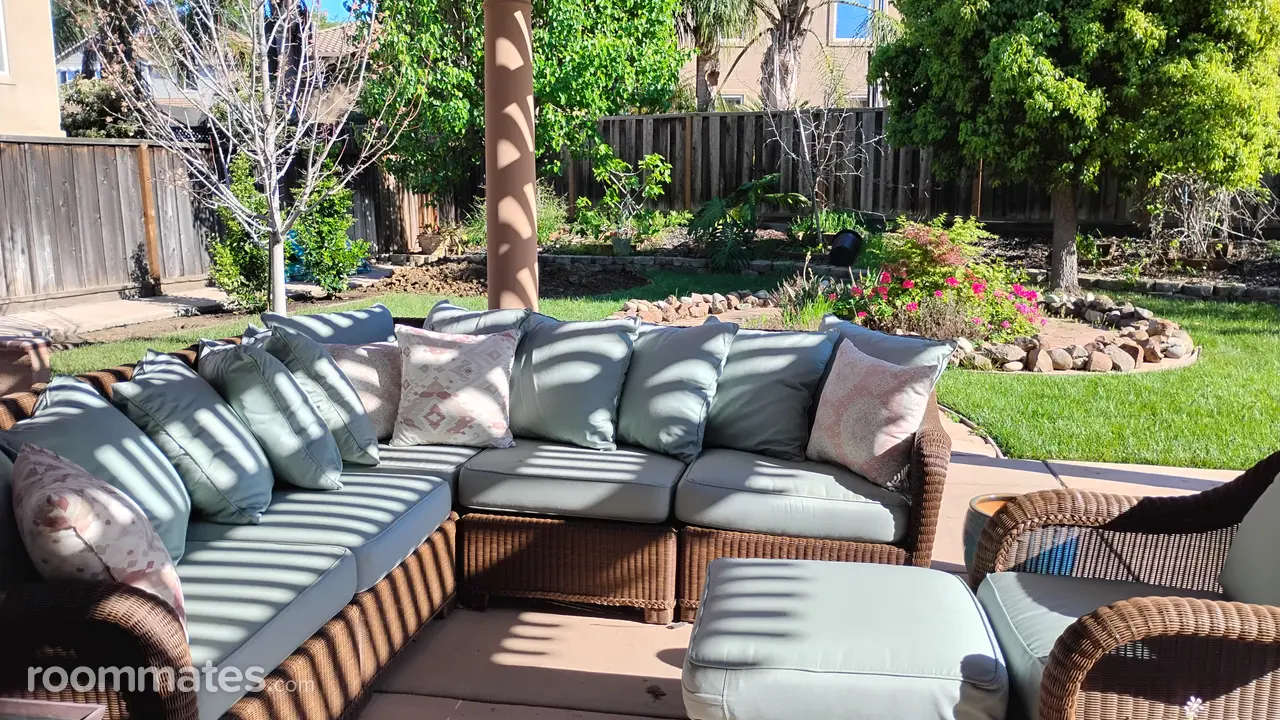 Profile photo 9 of 20