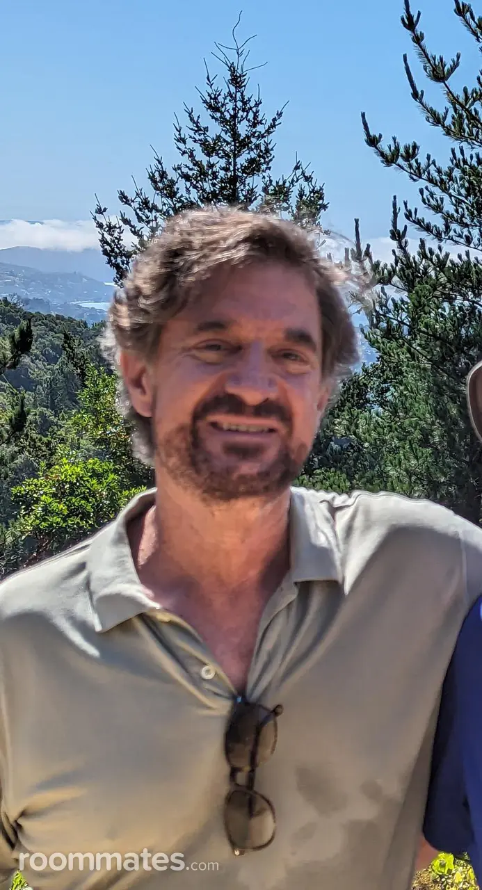 Profile photo 20 of 20