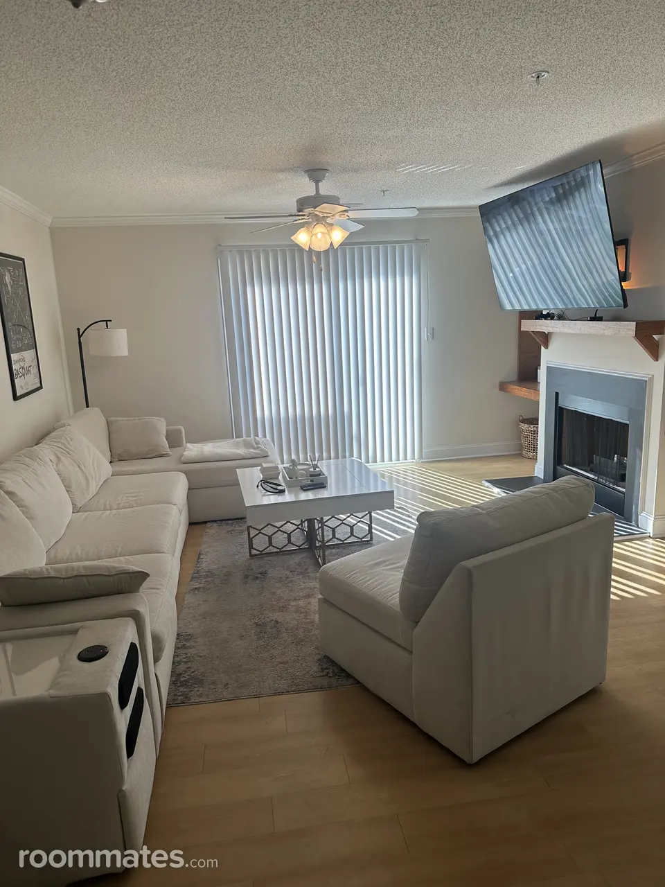 Profile photo 1 of 9