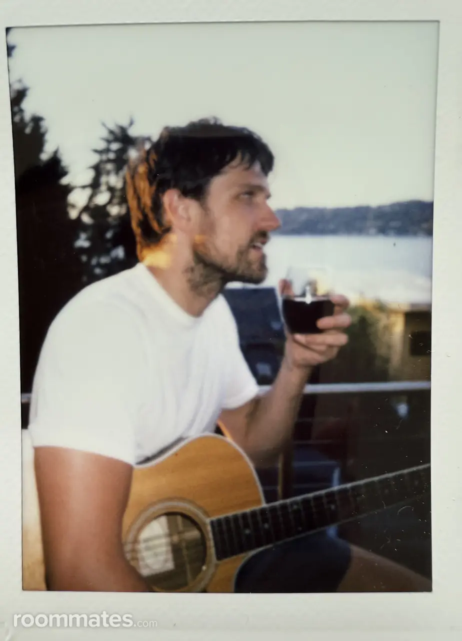 Profile photo 17 of 21