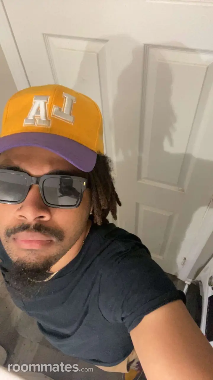 Profile photo 1 of 1